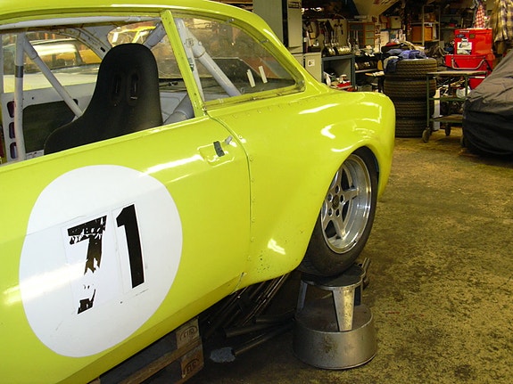 Alfa Romeo Giulia 2 of 4