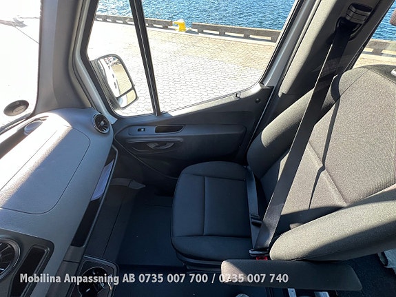 Mercedes-Benz Sprinter 214 24 of 30