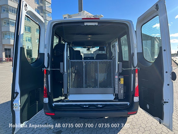 Mercedes-Benz Sprinter 214 11 of 30