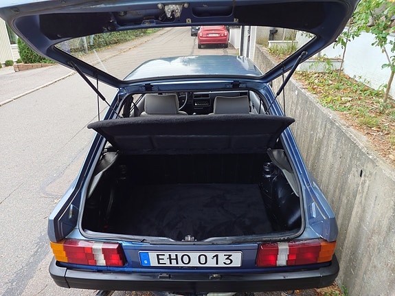 Ford Escort 9 of 9