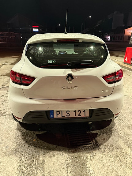 Renault Clio 3 of 9