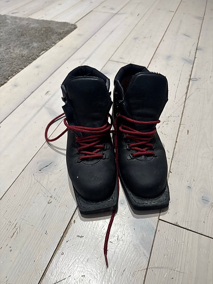 Product image 1 of 6