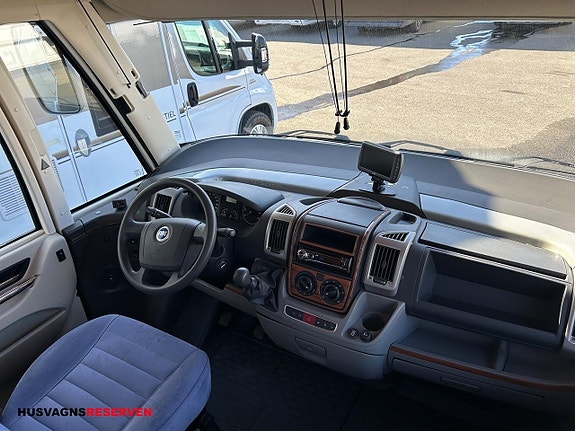 Hymer B 674 SL 10 of 19