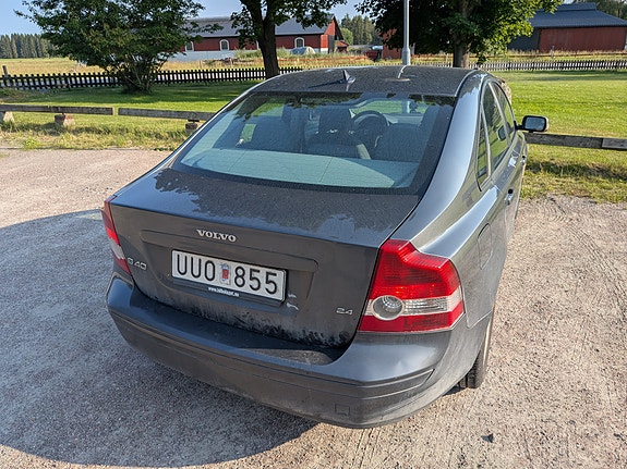 Volvo S40 4 of 9