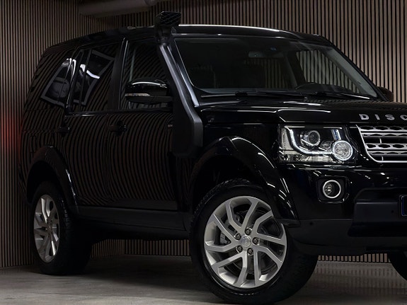 Land Rover Discovery 4 of 30