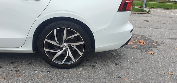 Volvo V60 8 of 20