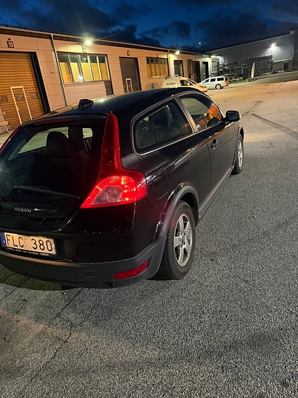 Volvo C30 3 of 7