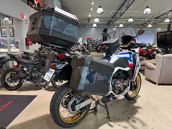 Honda CRF1100D4 Adv Sports DCT #Endast 1030mil & Mycket utr# 3 of 14