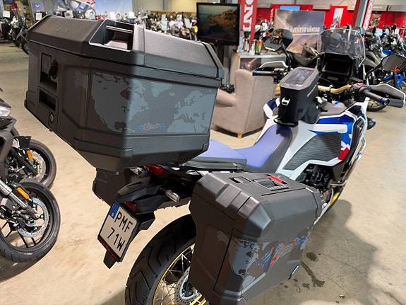 Honda CRF1100D4 Adv Sports DCT #Endast 1030mil & Mycket utr# 11 of 14