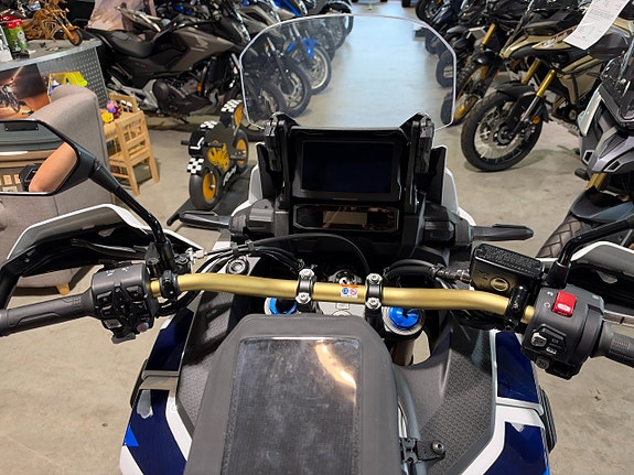 Honda CRF1100D4 Adv Sports DCT #Endast 1030mil & Mycket utr# 14 of 14