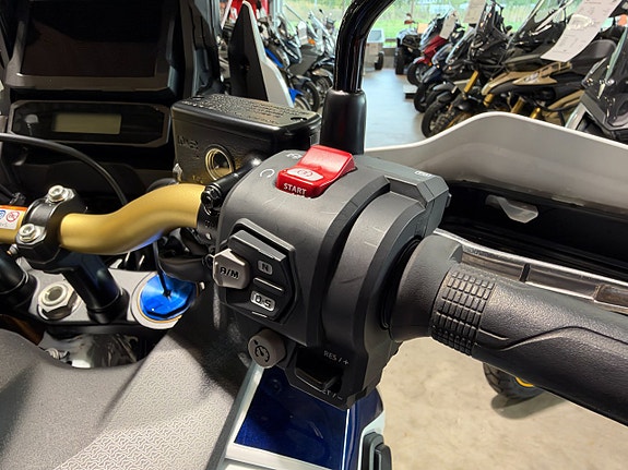 Honda CRF1100D4 Adv Sports DCT #Endast 1030mil & Mycket utr# 12 of 14