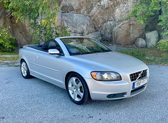 Volvo C70 3 of 11