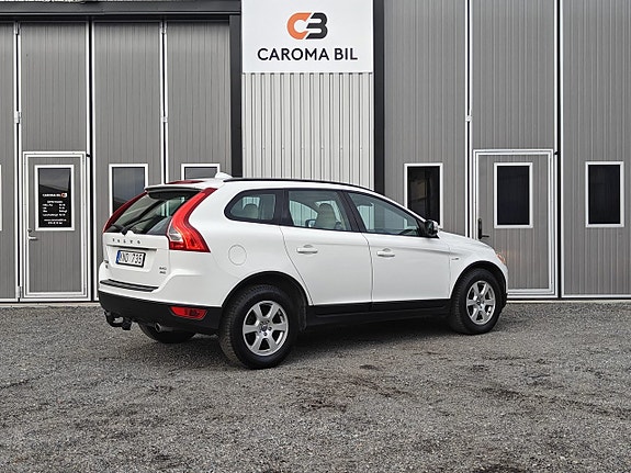 Volvo XC60 4 of 18