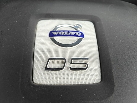 Volvo XC60 10 of 18