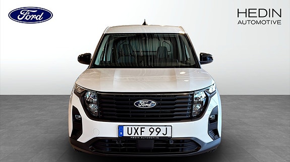 Ford Courier 8 of 12