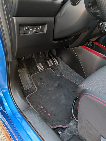 Suzuki Swift 23 of 23