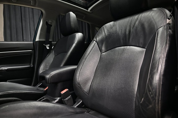 Mitsubishi ASX 17 of 28