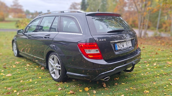 Mercedes-Benz C220 4 of 20