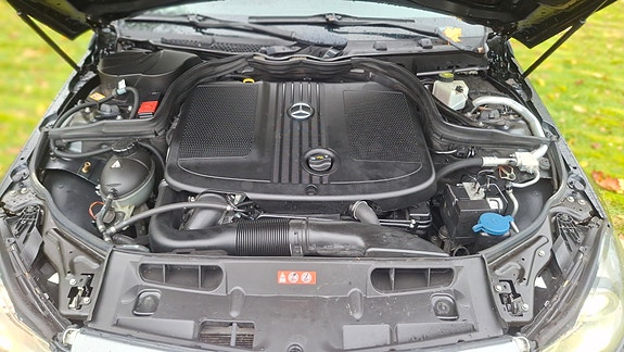 Mercedes-Benz C220 9 of 20