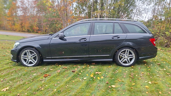 Mercedes-Benz C220 3 of 20