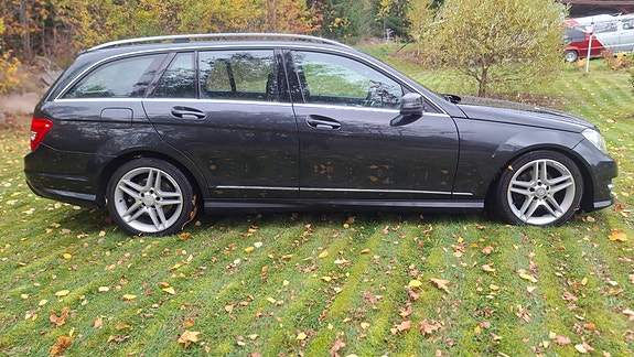 Mercedes-Benz C220 7 of 20