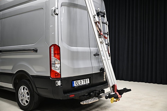 Ford Transit 13 of 30