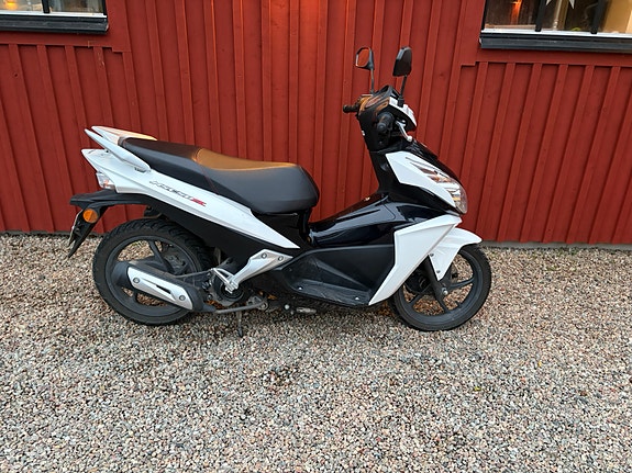 Honda NCS50R 2 of 5