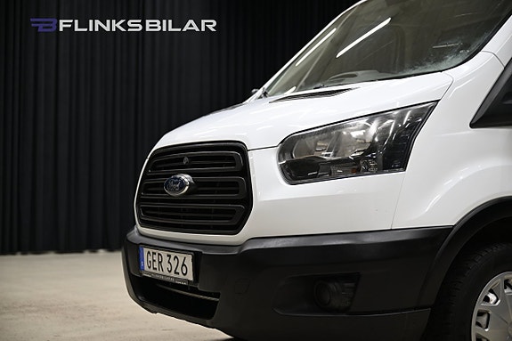 Ford Transit 16 of 30