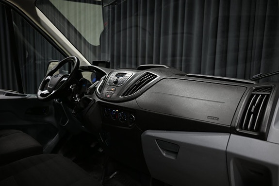 Ford Transit 22 of 30