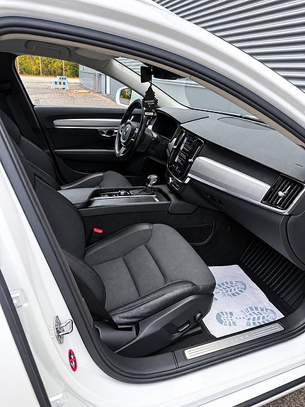 Volvo V90 14 of 20