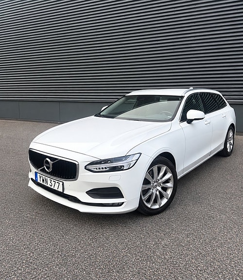Volvo V90 2 of 20