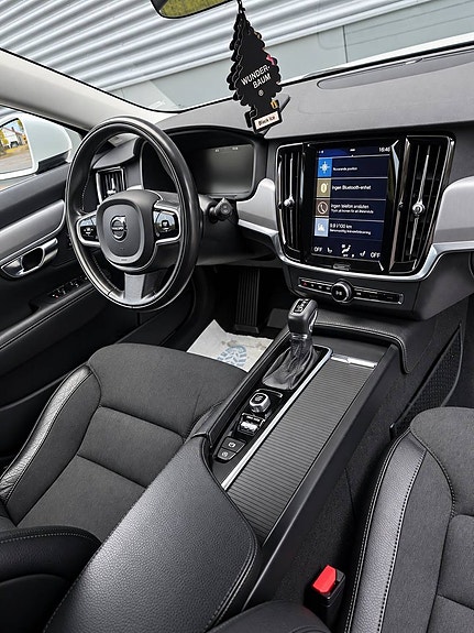 Volvo V90 15 of 20