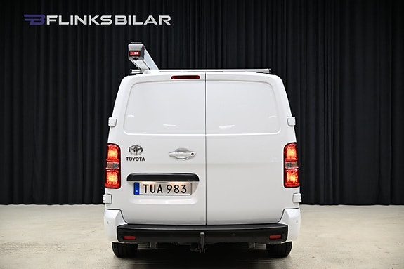 Toyota Proace 21 of 30