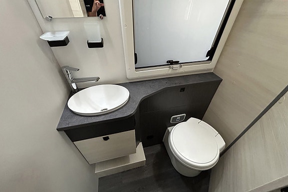 Chausson 720 170HK AUTOMAT 3500KG 6-BÄDDAR 5-Sits AC SOLCELL CYKELSTÄLL 25 of 30