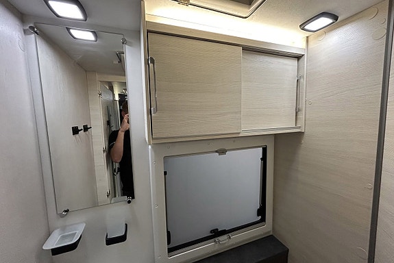 Chausson 720 170HK AUTOMAT 3500KG 6-BÄDDAR 5-Sits AC SOLCELL CYKELSTÄLL 26 of 30