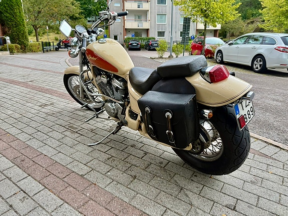 Honda VT600C 4 of 5