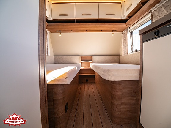 Knaus Sport 460 EU *Långbäddar *Förtält 4 of 19