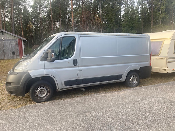 Peugeot Boxer 2 of 6