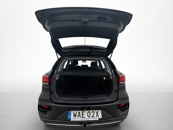MG ZS 30 of 30
