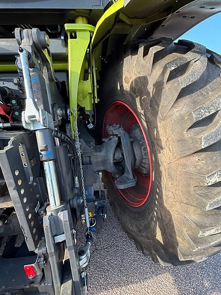 CLAAS Xerion 5000 Trac VC 4 of 24