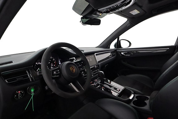 Porsche Macan GTS 11 of 30
