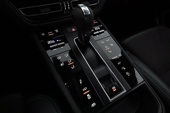 Porsche Macan GTS 23 of 30