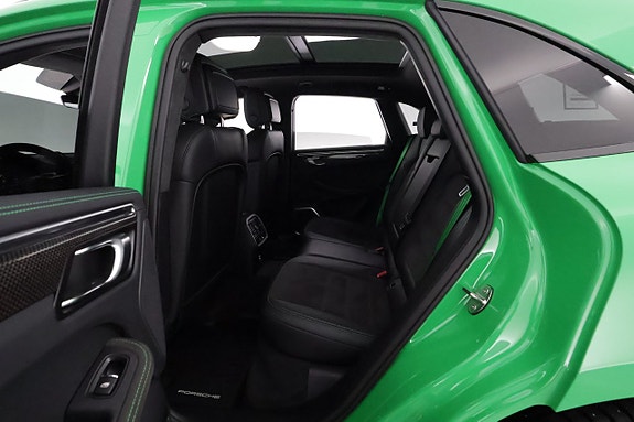 Porsche Macan GTS 12 of 30