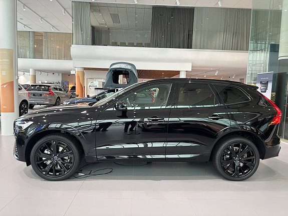 Volvo XC60 3 of 10