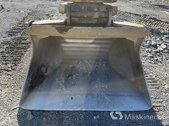 Grävmaskin CAT 325 24 of 27