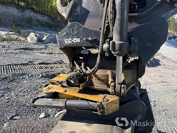 Grävmaskin CAT 325 18 of 27