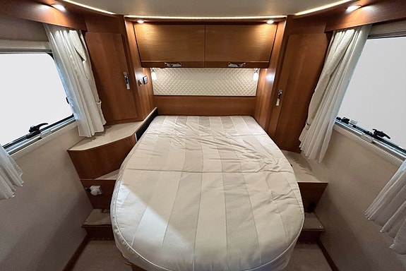 Rapido S10 10000 177HK AUTOMAT QUEENBED ALDE 6-SITS DRAGKROK 23 of 30