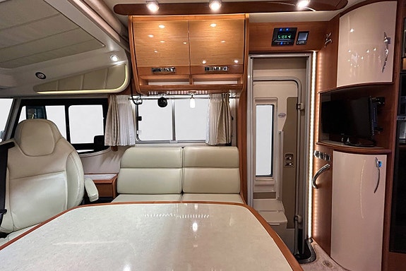 Rapido S10 10000 177HK AUTOMAT QUEENBED ALDE 6-SITS DRAGKROK 13 of 30