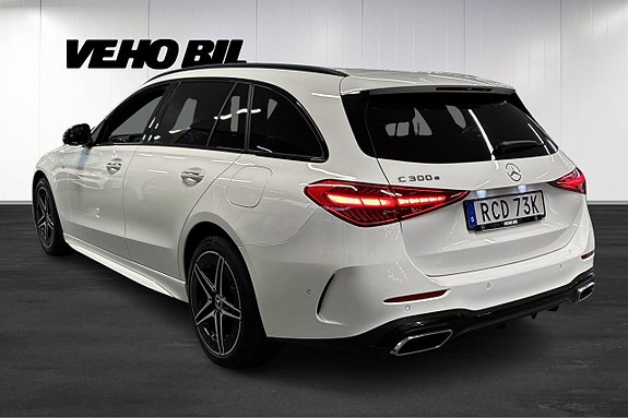 Mercedes-Benz C300 e 4 of 26