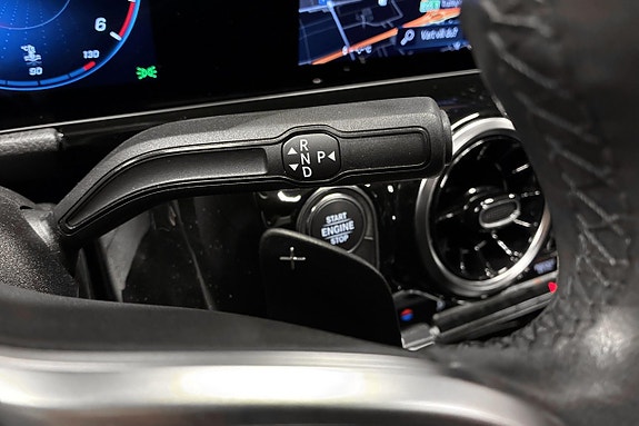 Mercedes-Benz GLA 200 20 of 23